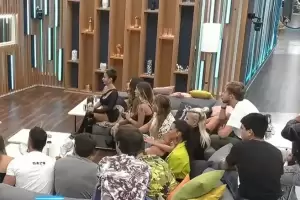 Gran Hermano: Denuncian que dos participantes tapan los micr�fonos para hacer complot