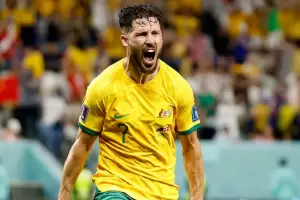 Australia sorprendi, venci 1 a 0 a Dinamarca y clasific a octavos de final