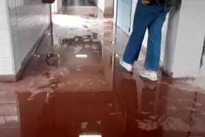 A pesar de las obras, otra vez "se llovi" en el "San Juan": "Los arreglos fueron para la foto"