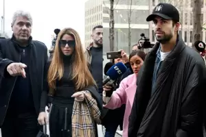 Con tristeza y sin cruzarse: Shakira y Gerard Piqu firmaron su divorcio y el acuerdo de custodia