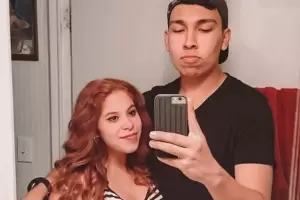 Fue al hospital por un fuerte dolor de espalda y descubri que estaba embarazada y en labor de parto