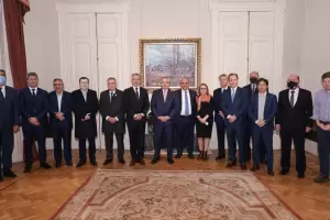 Liga de Gobernadores: "La condena a Cristina es un hecho que atenta contra la democracia"