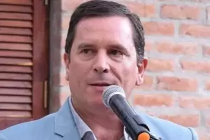 Le robaron al Ministro de la Vivienda mientras dorma en su casa