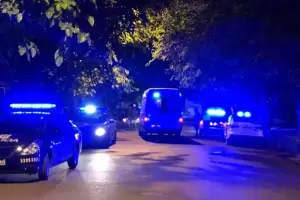 Pact la compra de una camioneta, lo estafaron y lo balearon para robarle