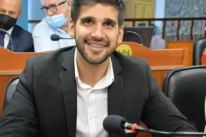 La oposici�n apunt� contra el Gobierno por supuesto fraude en el SAME