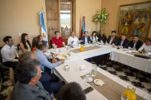Provincia aporta casi $900 millones para el pago de aguinaldos en municipios