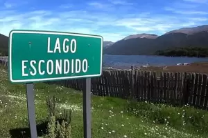 Allanaron la estancia de Joe Lewis en Lago Escondido, por la causa del viaje de jueces