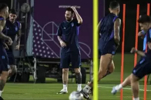 Argentina se entrena por primera vez de cara a la final contra Francia