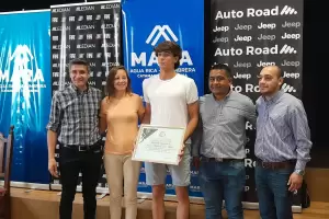 Con la presencia de Manu La Serna, se present la Cena y Premiacin Anual del Deporte 2022