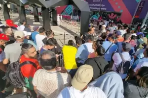 Tensin en Qatar: hinchas argentinos protestaron por la disponibilidad de entradas para la final y la polica los rode