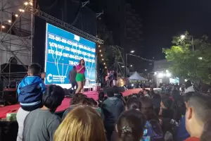 Este sbado la Noche de los Paseos cierra el ao en la Plaza 25 de Agosto