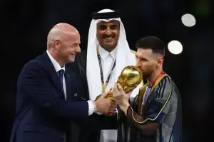 Revelaron las primeras palabras de Lionel Messi al levantar la Copa: "Cmo pesa"