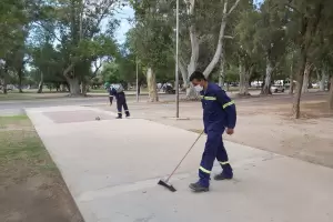 Becados municipales reclaman el pago del bono y amenazan con medidas de fuerza