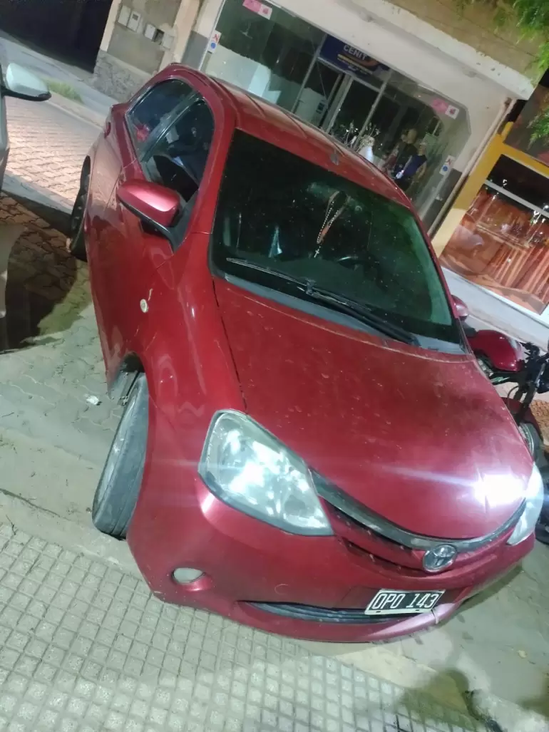 Secuestraron droga y dinero en un allanamiento y detuvieron a una persona