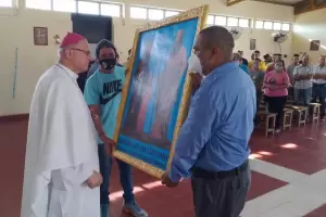 El Obispo celebr la Santa Misa de  Navidad en la crcel de Miraflores