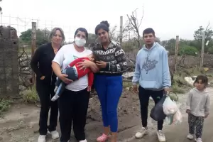 Emotiva entrega de viandas de UCCO Solidario para la cena de Nochebuena