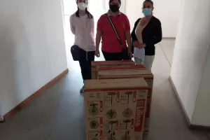 La Escuela Secundaria N50 "Barrio Apolo" recibi ventiladores por parte de Educacin