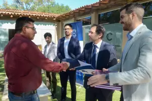 El ministro Miranda entreg matrculas a nuevas cooperativas