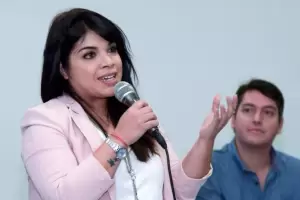 Inslito error: una senadora del Frente de Todos envi saludos de fin de ao y puso a las Malvinas como inglesas