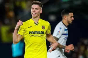 El primer campen del mundo en convertir un gol fue del defensor  Foyth