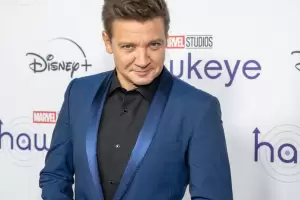 Jeremy Renner reapareci tras su grave accidente: "Gracias a todos"