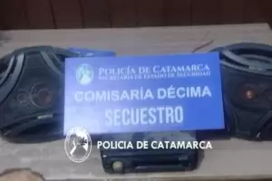 Se rob el estreo de un auto y termin aprehendido