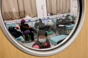 China enfrenta un caos sanitario con final incierto