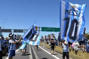 Un futbolista argentino sorprendi a sus invitados al usar la camiseta de la Seleccin en su boda