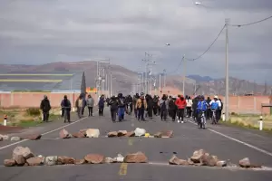 Al menos 12 muertos en la peor jornada de protestas antigubernamentales en sur de Per