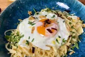 Inslito: Termin con su novio porque no le gust la comida que le dieron sus suegros