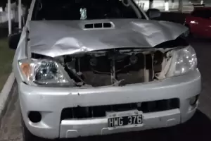 Vehculo de la comuna de Ancasti choc contra un equino suelto en la ruta