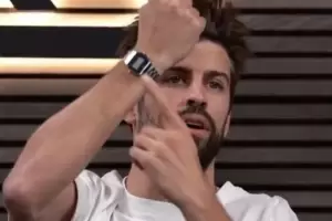 Gerard Piqu le respondi a Shakira: "Este reloj es para toda la vida"