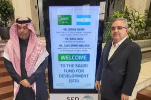 Jalil se reuni� con las autoridades del Fondo de Desarrollo Saud�