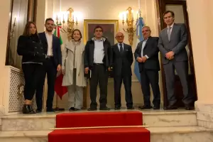 Jalil se reuni con representantes de FAAM, una empresa italiana de bateras de litio