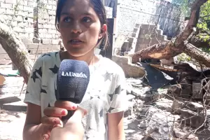 Estamos sin nada: por el temporal, un rbol destroz su casa y necesita ayuda urgente