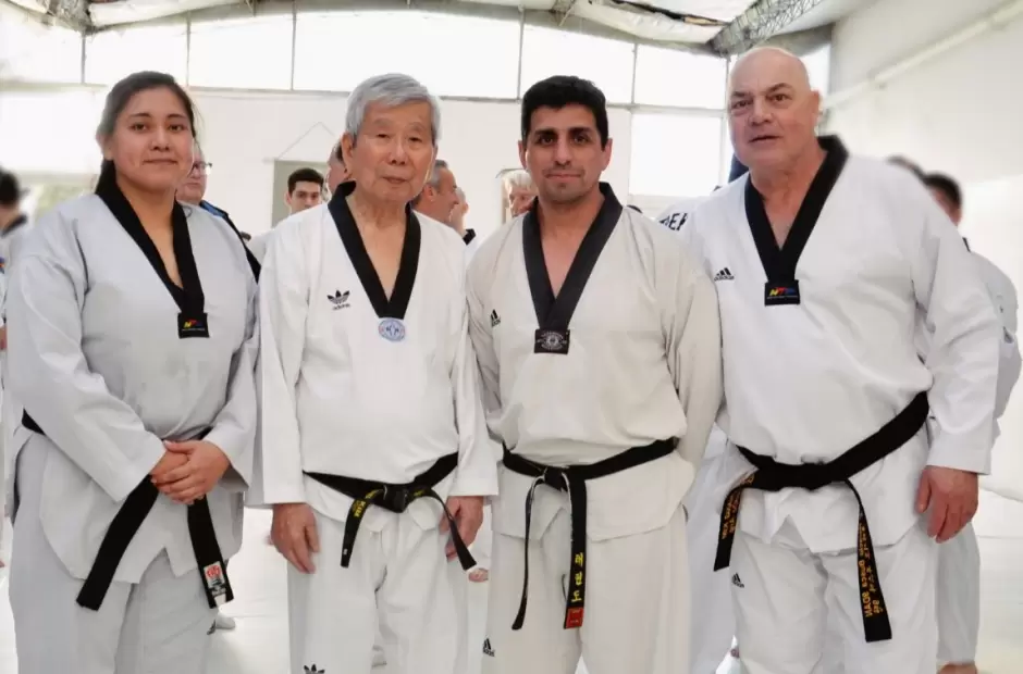 El maestro Han Chan Kim y Pablo Moyano