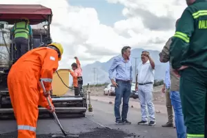 Jalil y el ministro Katopodis recorrieron los avances de la Planta de Tratamiento cloacales y Ruta 3