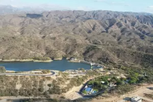 Despus de las ltimas lluvias: El Jumeal alcanz su mxima capacidad