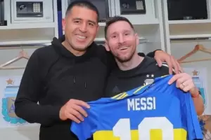 Juan Romn Riquelme elogi a Lionel Messi y apunt contra Van Gaal