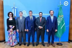 Arabia Saudita financiar obras en los sectores de energa y salud alimentaria por u$s500 millones