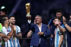 "Chiqui" Tapia vuelve a Catamarca para cumplir la promesa a la Virgen del Valle con la Copa del Mundo