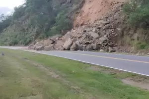 La Ruta Provincial N4 cortada por un derrumbe