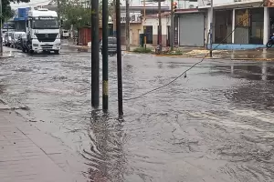 Lluvia rcord en el Valle Central dej alcantarillas tapadas y viviendas inundadas