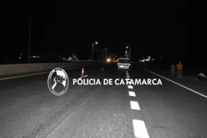 Accidente en la Circunvalaci�n: embistieron a una mujer que result� lesionada