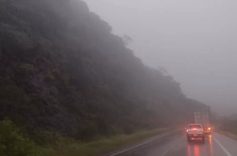 Precaución en el tránsito por rutas nacionales: llovizna y neblina ...