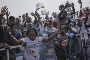 Ms de un milln de fieles se congregaron en misa del papa Francisco en el Congo