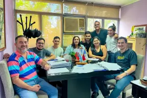 La Junta Electoral de la UCR analizar los avales de las 13 lneas internas