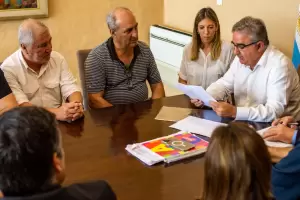 La Provincia adhiri a la ley nacional que determina los precios en los contratos de obra pblica