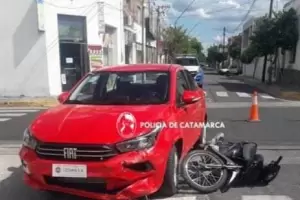 Una mujer result herida tras un siniestro vial en pleno centro capitalino