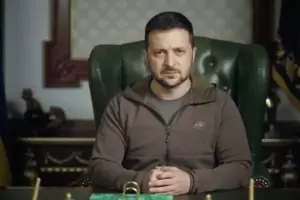 Zelensky abandona Ucrania y encabeza un viaje sin anuncio previo